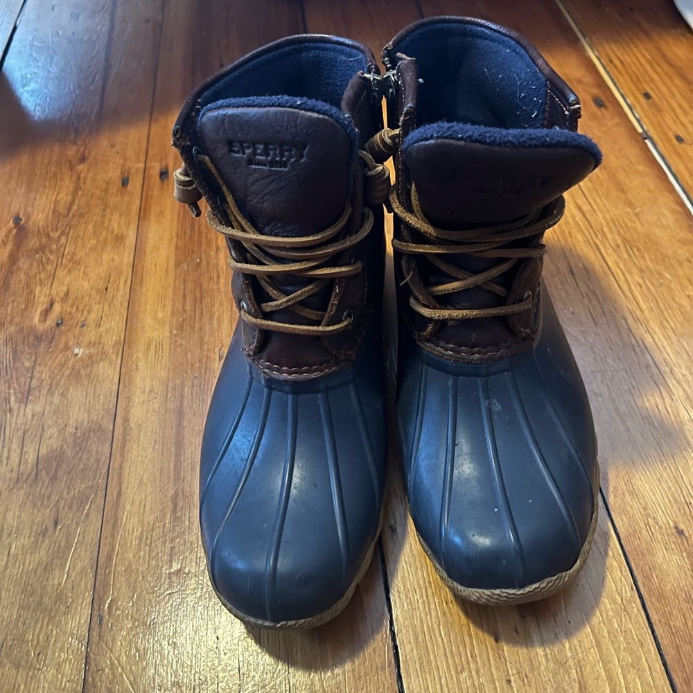 Sperry’s Navy Duck Boot (used)